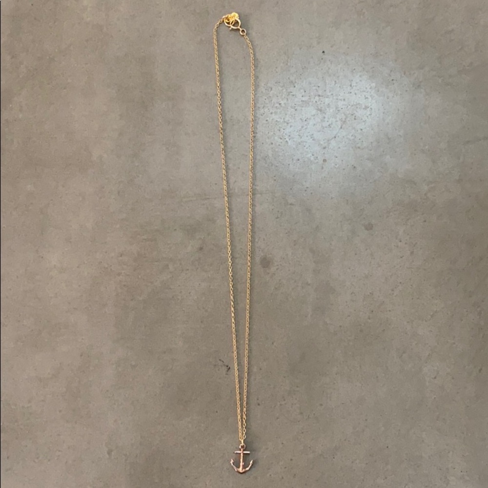 Anchor charm necklace